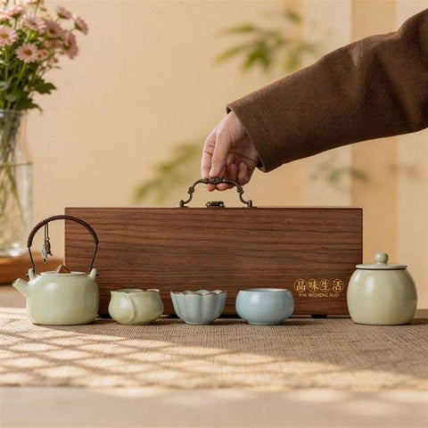 Ru Kiln Wooden Box Tea Set